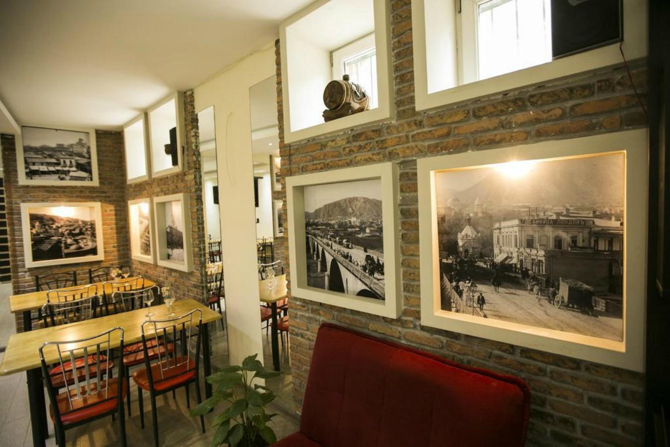 Tbiliseli Inn Tbilisi Exteriör bild