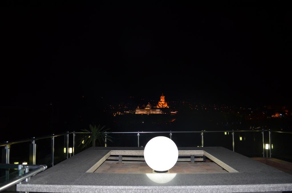 Tbiliseli Inn Tbilisi Exteriör bild